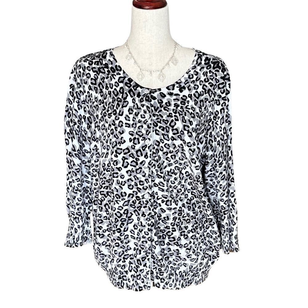Basic Edition's Women's Button Up Cardigan Leopard Cheetah Print XL